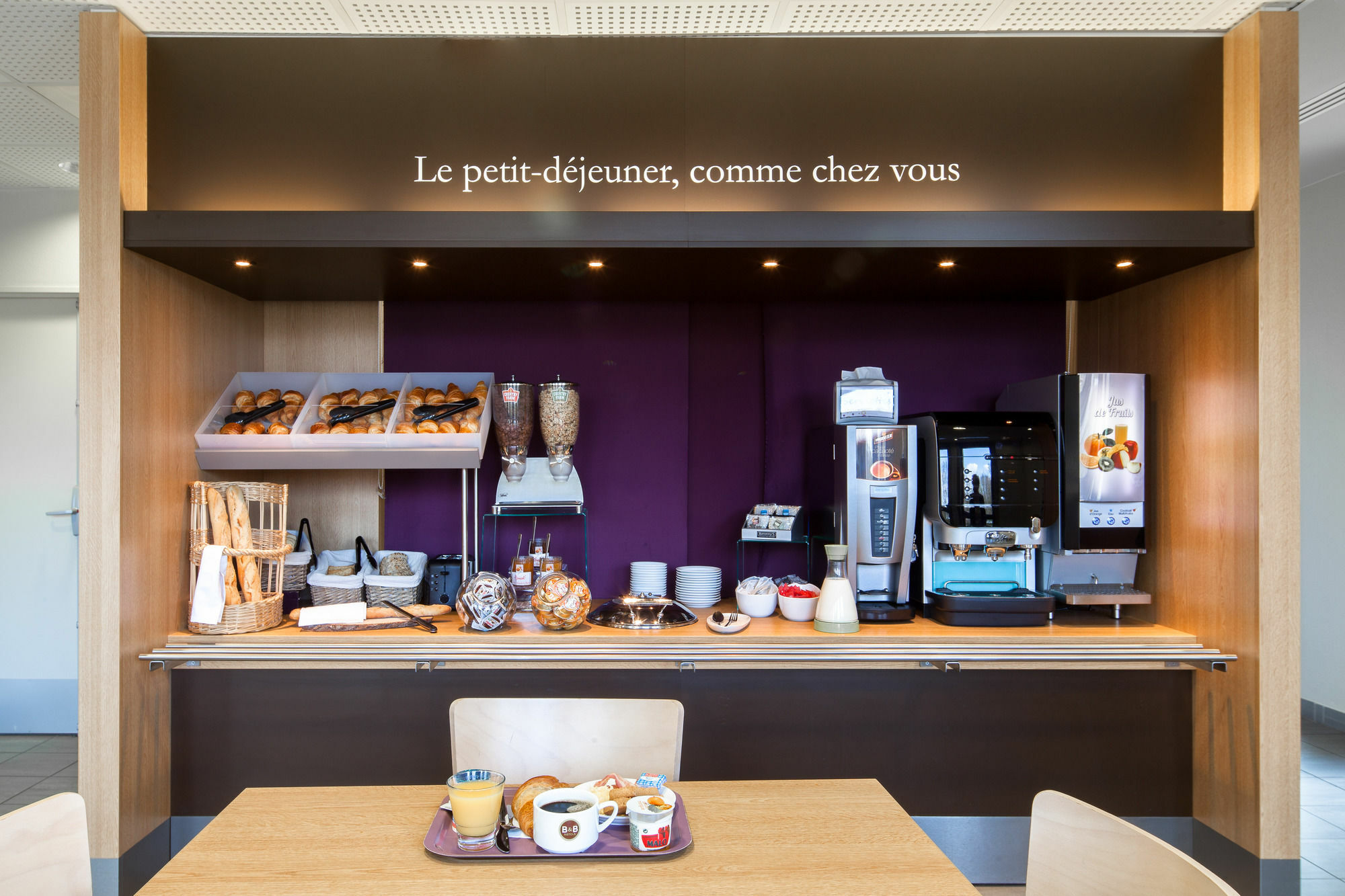 B&B Hotel Lille Grand Stade Villeneuve-d'Ascq Exterior photo